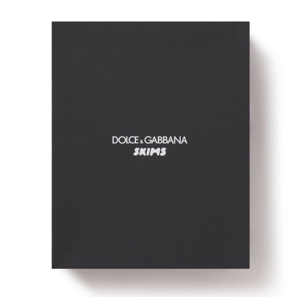 NWT SKIMS X DOLCE & GABBANA BLACK COTTON JERSEY LONG SLEEVE T-SHIRT M - Picture 6 of 8